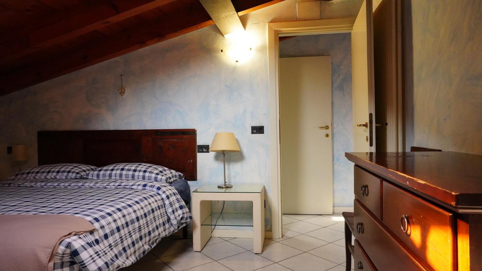 Appartamenti Villa Lina デセンツァーノ・デル・ガルダ エクステリア 写真