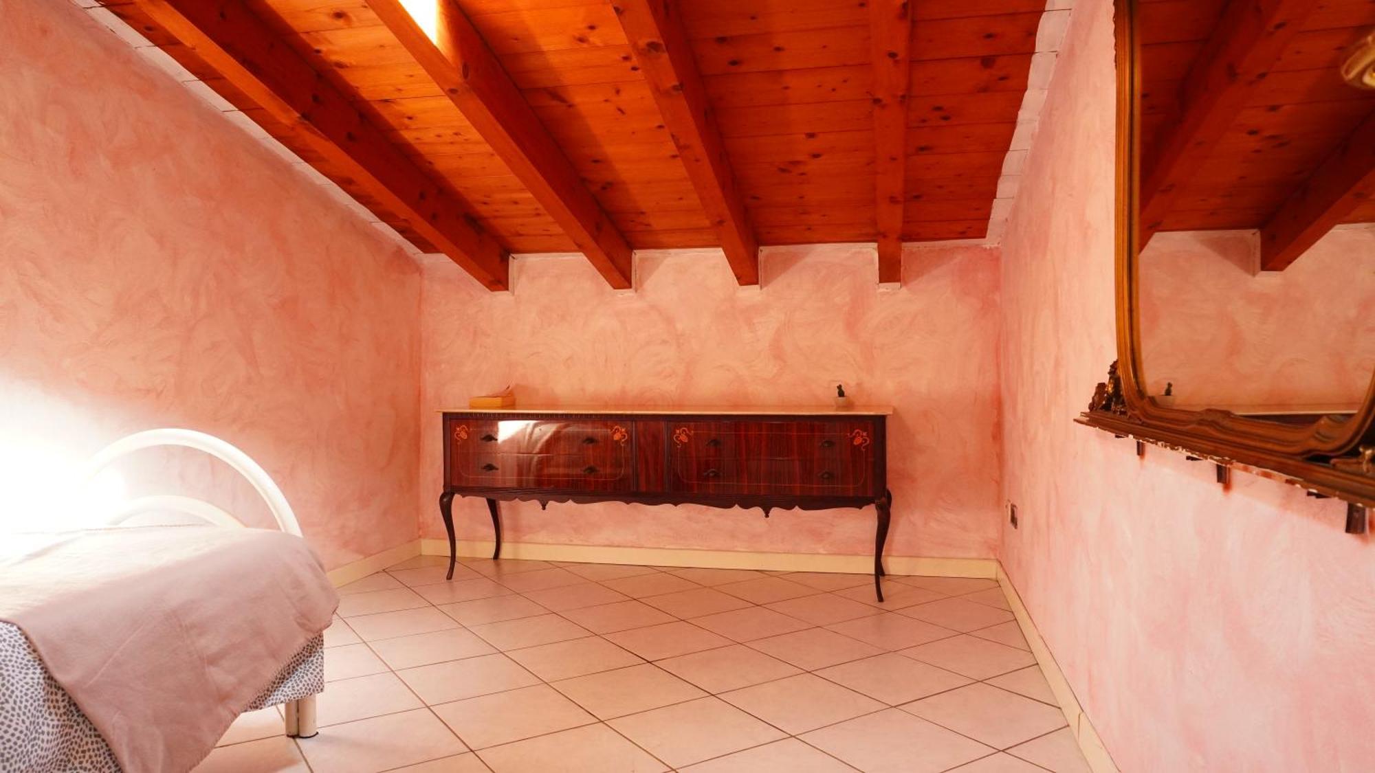 Appartamenti Villa Lina デセンツァーノ・デル・ガルダ エクステリア 写真